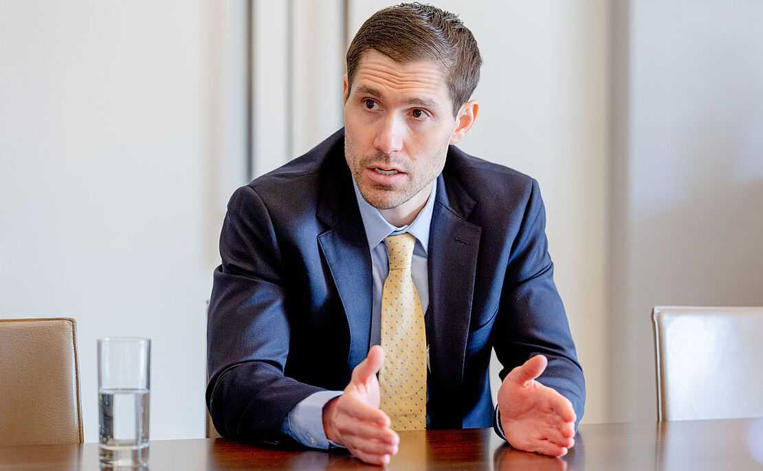 Porträt Eric Bernbaum